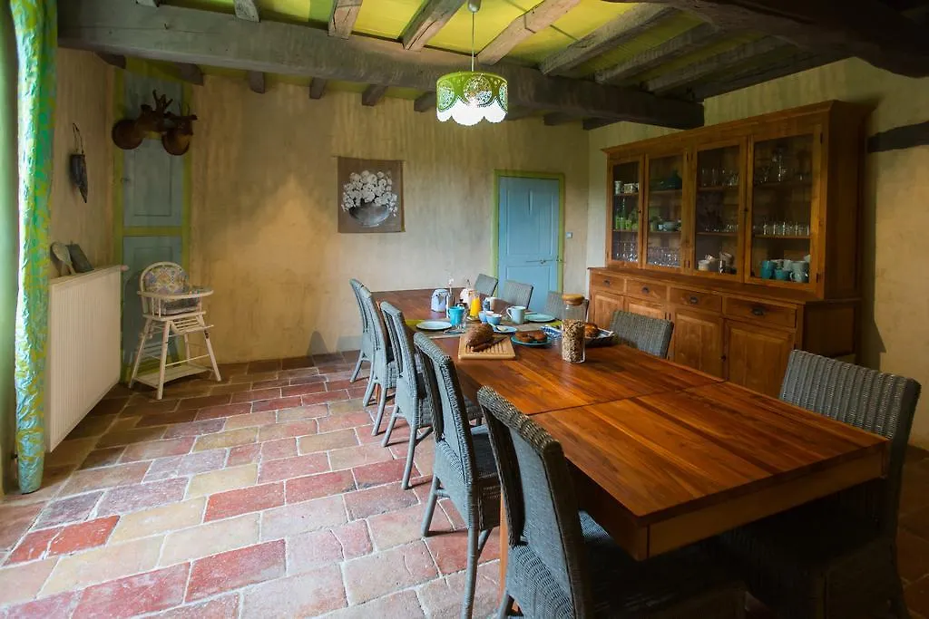 ****  Parisot  Au Mas Des Calmettes Bed & Breakfast フランス